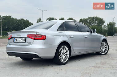 Седан Audi A4 2014 в 
