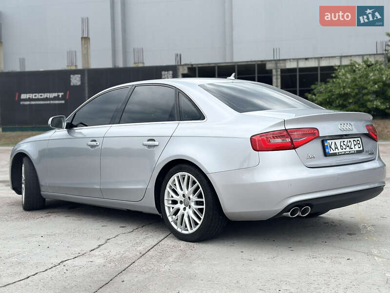 Седан Audi A4 2014 в Киеве