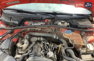 Седан Audi A4 1996 в 