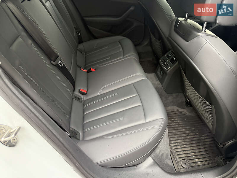 Седан Audi A4 2020 в Києві