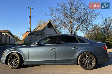 Седан Audi A4 2014 в 