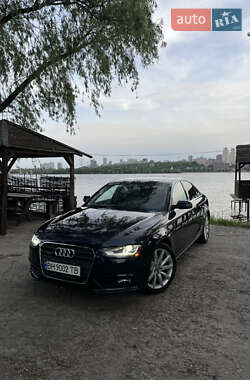 Седан Audi A4 2013 в Дніпрі