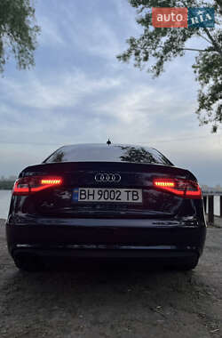 Седан Audi A4 2013 в 