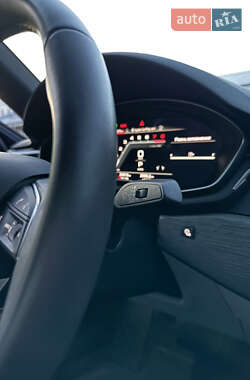 Седан Audi A4 2023 в 