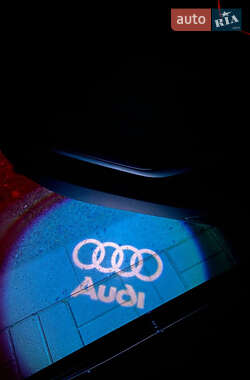 Седан Audi A4 2013 в 