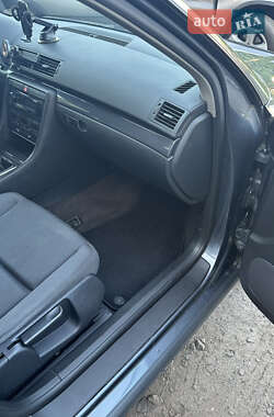 Универсал Audi A4 2002 в 