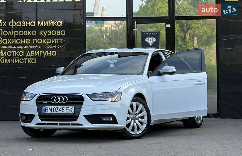 Седан Audi A4 2012 в 