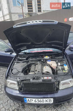 Седан Audi A4 1997 в 