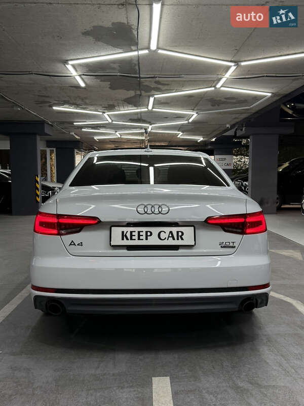 Седан Audi A4 2016 в Одессе