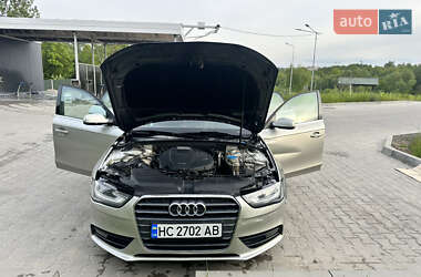 Седан Audi A4 2012 в 