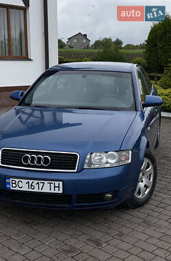 Седан Audi A4 2001 в 