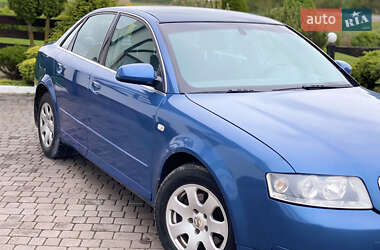 Седан Audi A4 2001 в 