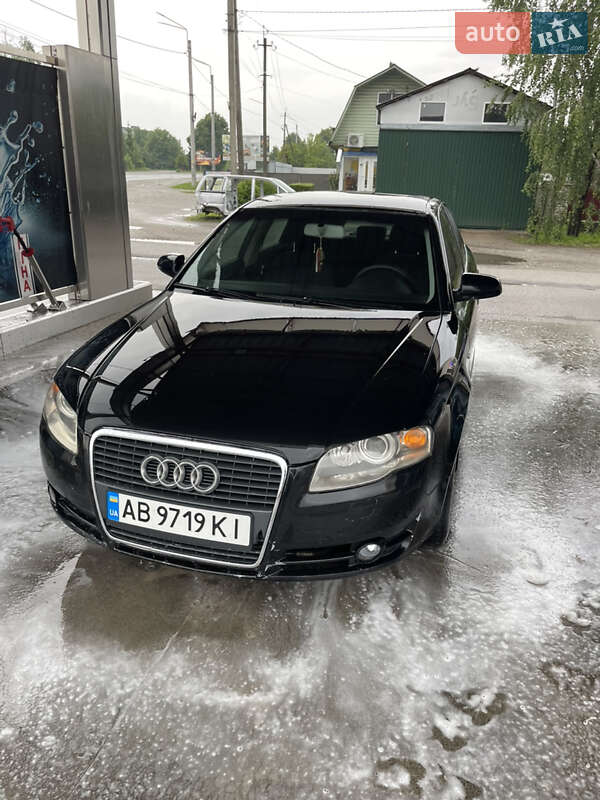 Седан Audi A4 2006 в Калиновке