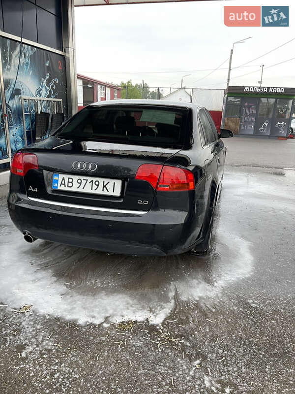 Седан Audi A4 2006 в Калиновке