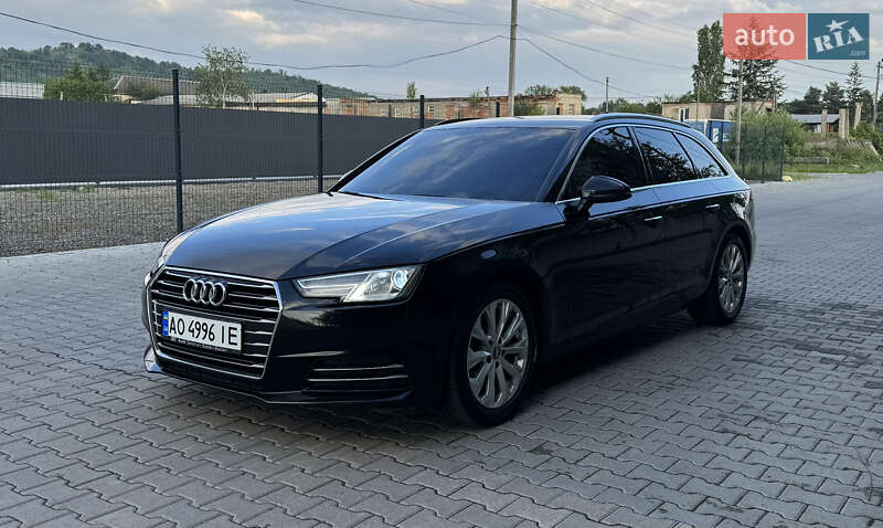 Универсал Audi A4 2018 в 