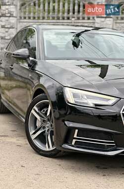 Седан Audi A4 2016 в 