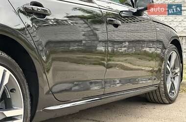 Седан Audi A4 2016 в 