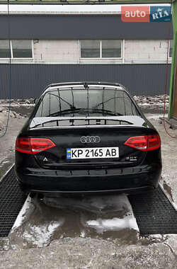 Седан Audi A4 2010 в 