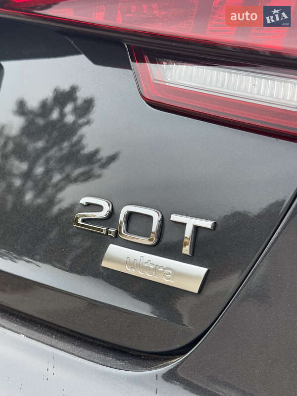 Седан Audi A4 2018 в Днепре