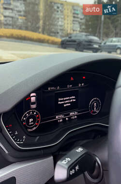 Седан Audi A4 2018 в 