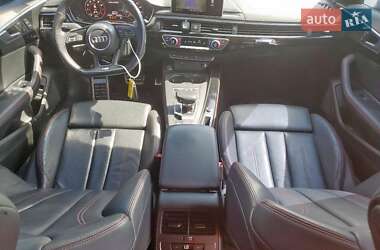 Седан Audi A4 2018 в 