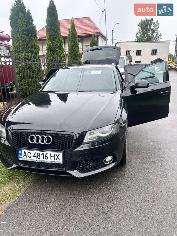 Универсал Audi A4 2011 в 