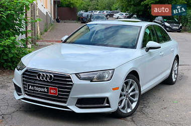 Седан Audi A4 2019 в Вінниці