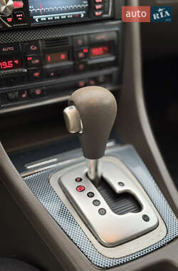 Седан Audi A4 2001 в 