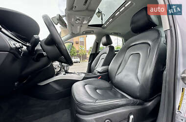 Седан Audi A4 2015 в 