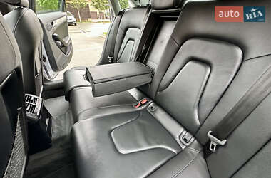 Седан Audi A4 2015 в 