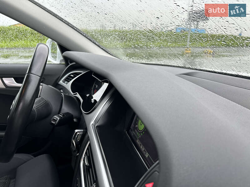Универсал Audi A4 2014 в Львове