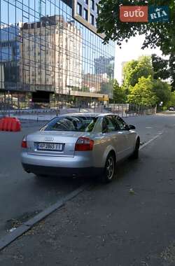 Седан Audi A4 2002 в 