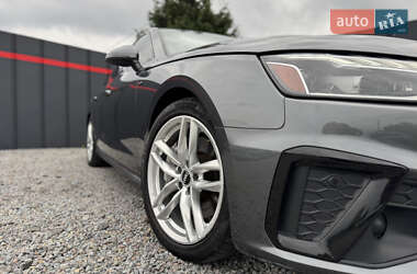 Седан Audi A4 2020 в 