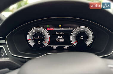 Седан Audi A4 2020 в 