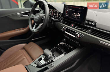 Седан Audi A4 2020 в 