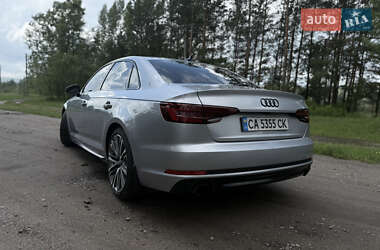 Седан Audi A4 2017 в 