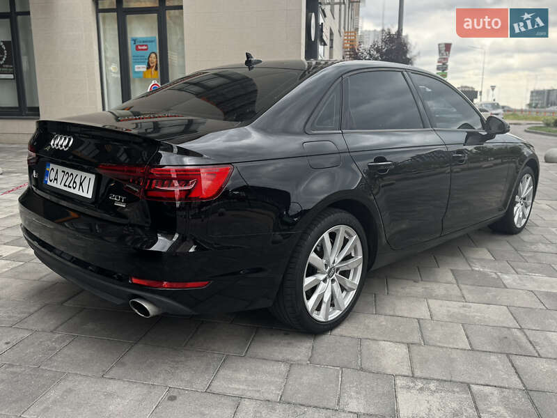 Седан Audi A4 2017 в Киеве