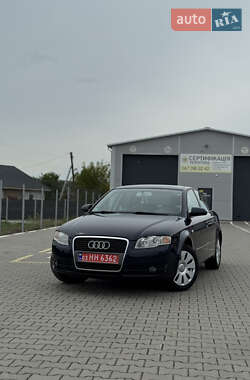 Седан Audi A4 2005 в Нововолынске
