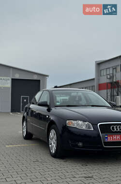 Седан Audi A4 2005 в 