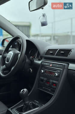 Седан Audi A4 2005 в 