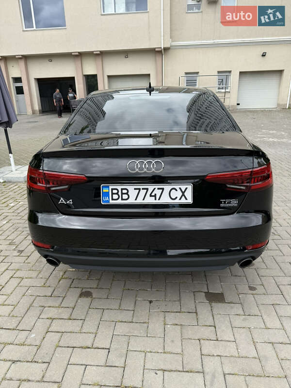 Седан Audi A4 2016 в Одессе