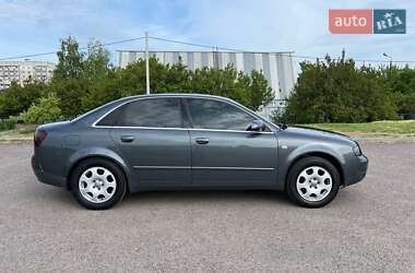 Седан Audi A4 2001 в 