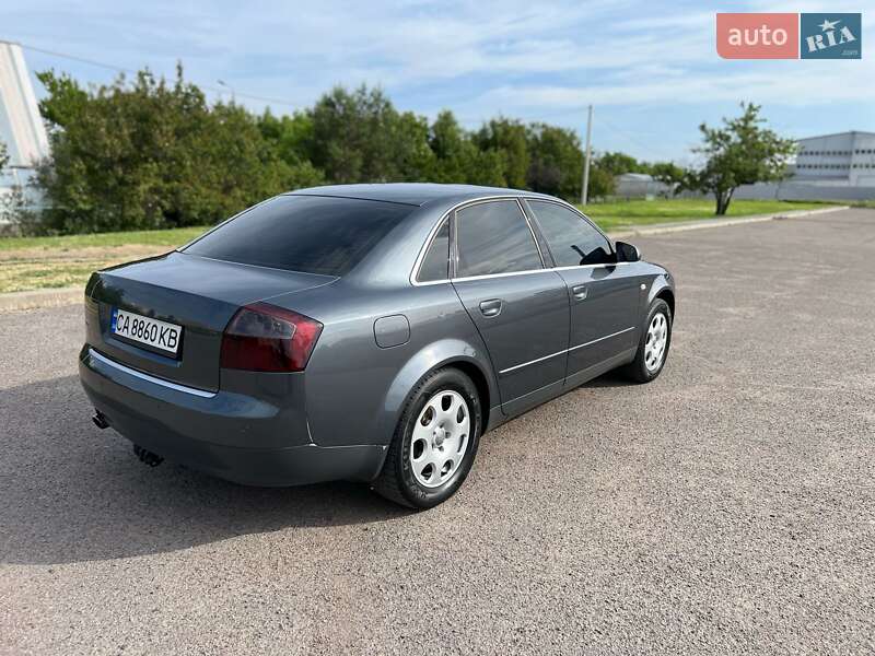 Седан Audi A4 2001 в Черкассах