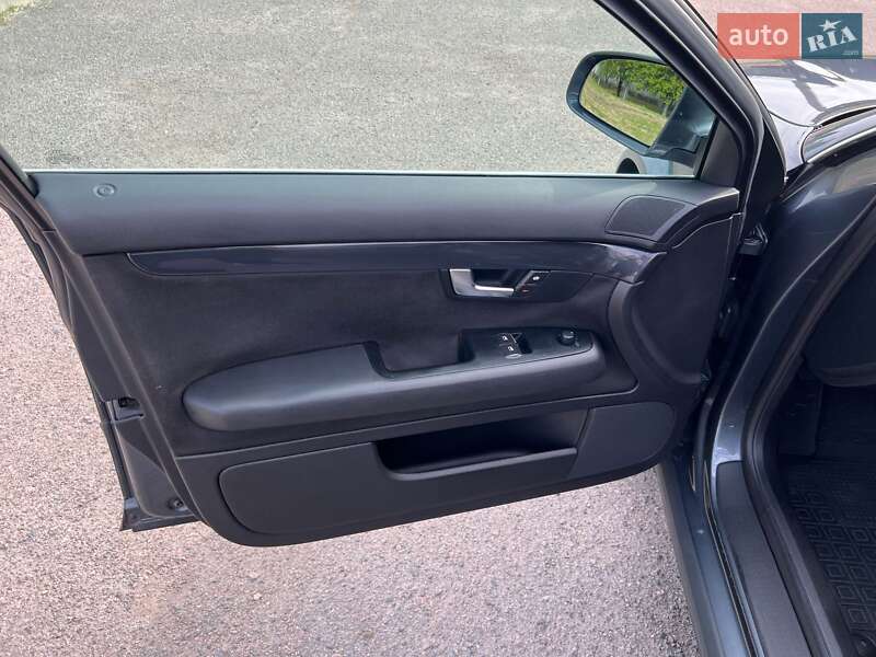 Седан Audi A4 2001 в Черкассах