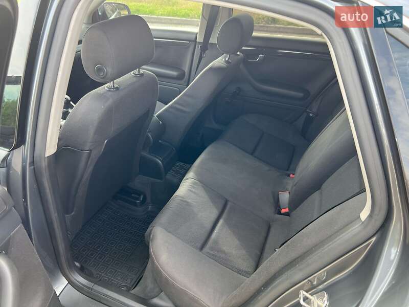 Седан Audi A4 2001 в Черкассах