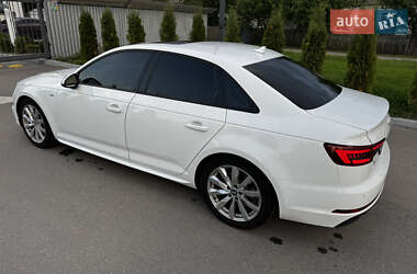 Седан Audi A4 2017 в 