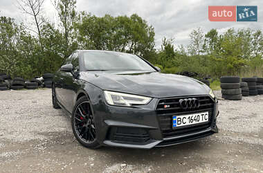 Седан Audi A4 2017 в Львове