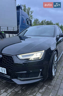 Седан Audi A4 2015 в 