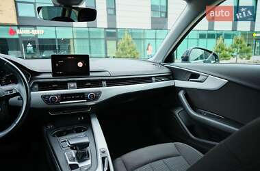 Универсал Audi A4 2019 в 