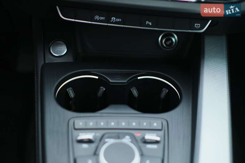 Універсал Audi A4 2019 в Хмельницькому